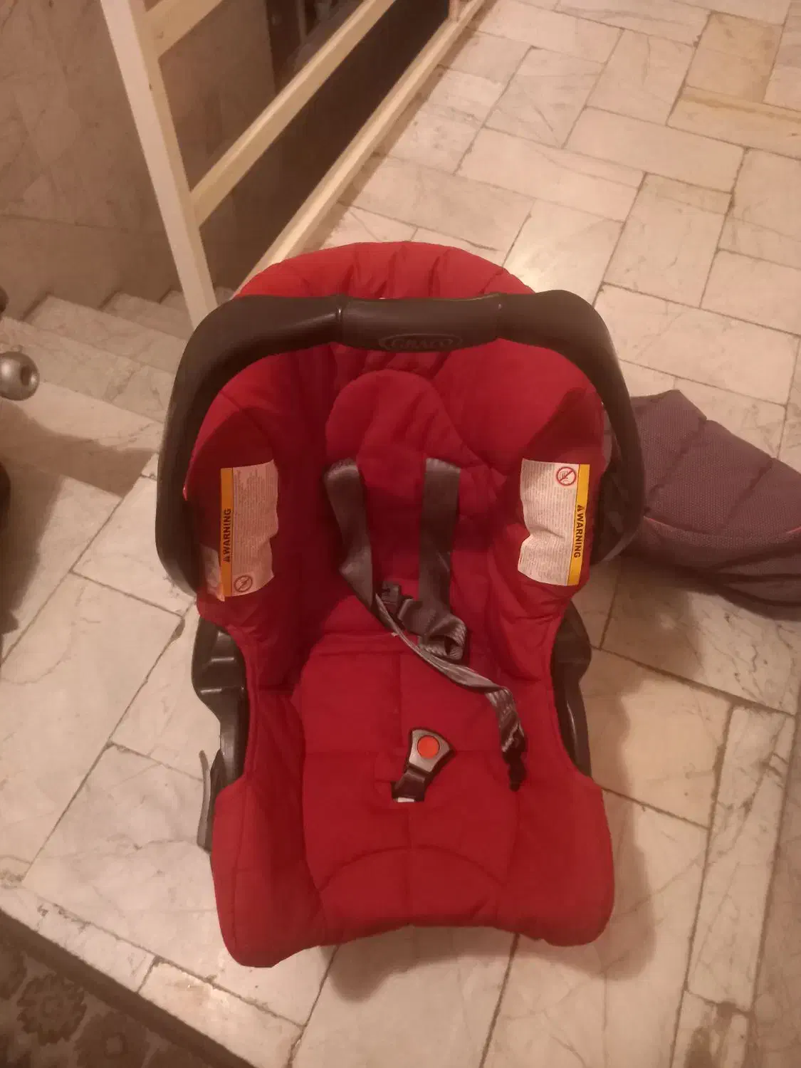 کریر و صندلی ماشین|تخت و صندلی بچه|تهران, امیریه|دیوار