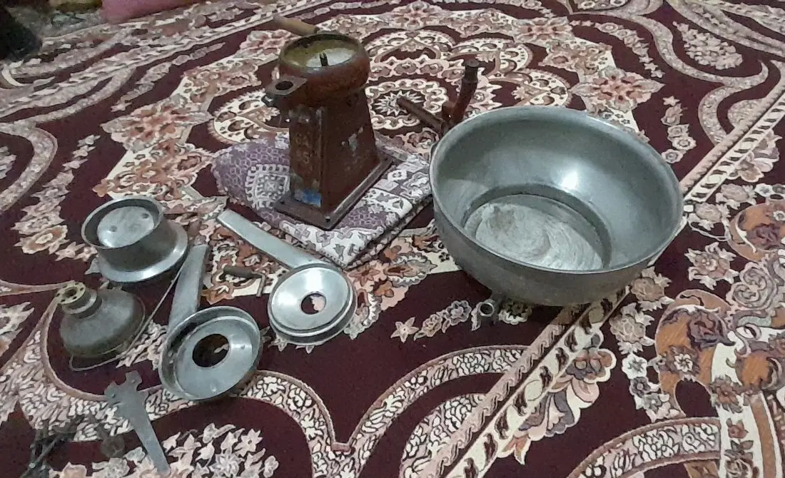 چرخ شیر|ماشین‌آلات صنعتی|اسفراین, |دیوار