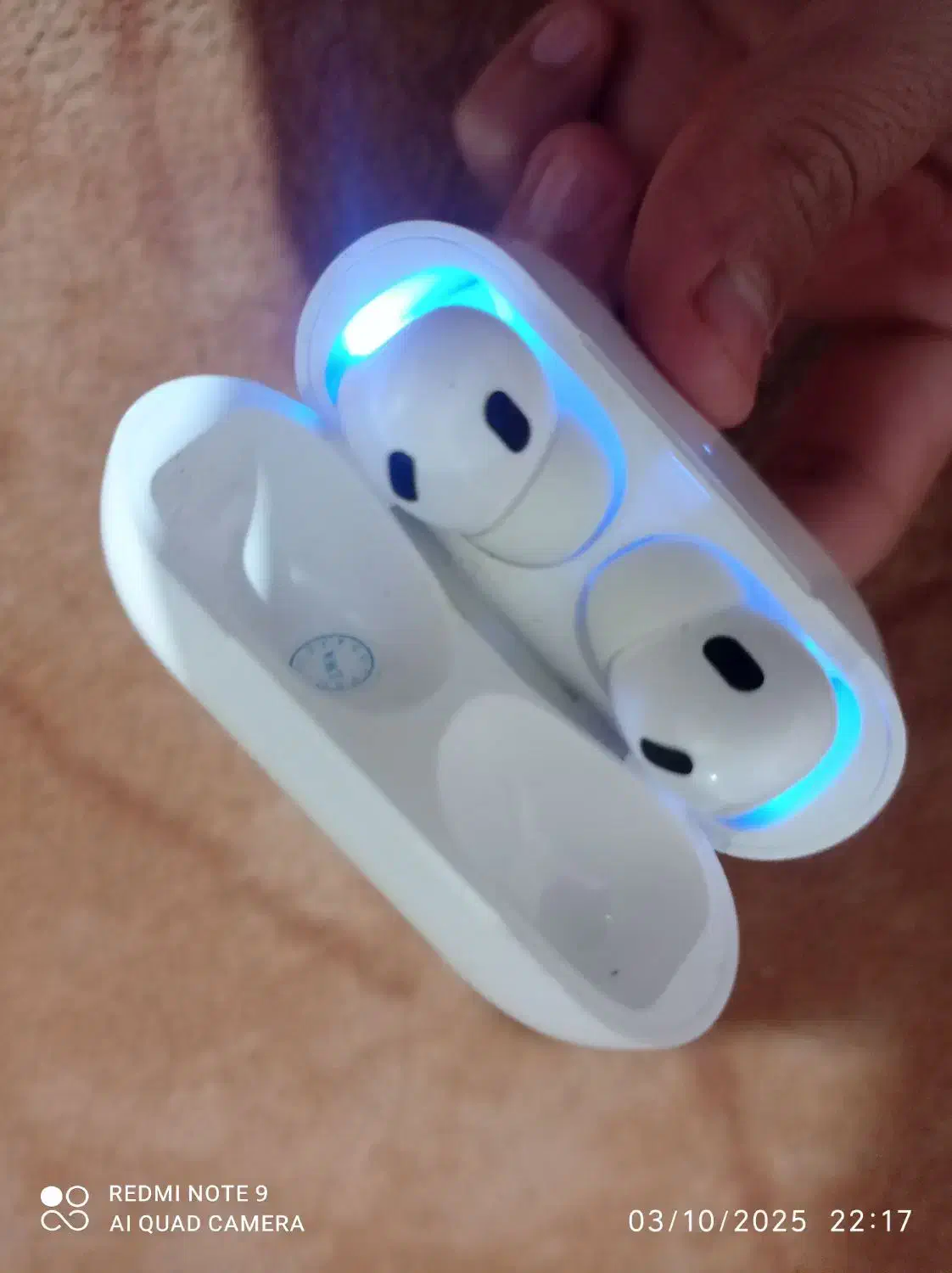 یک عدد ایرپاد|لوازم جانبی موبایل و تبلت|دزفول, |دیوار