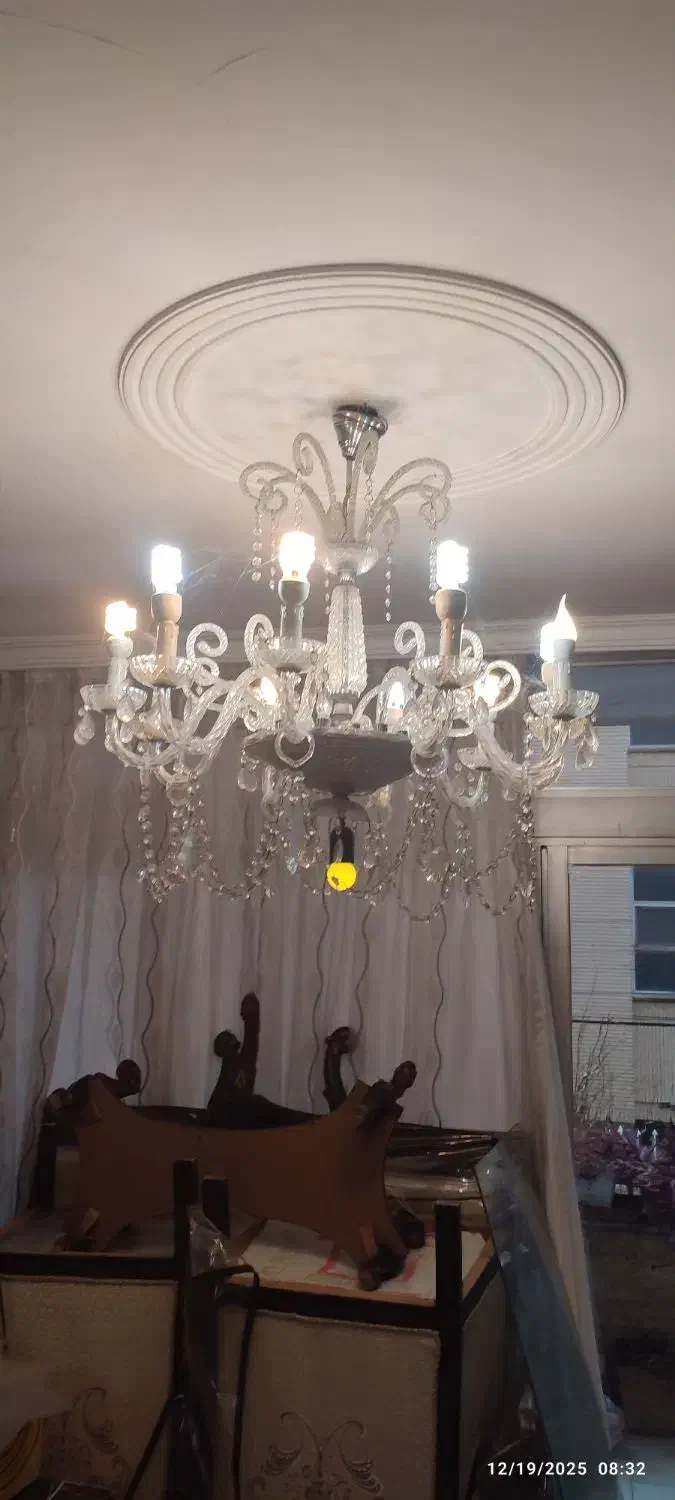 لوستر ۱۰ شاخه و ۶ شاخه|لوستر و چراغ آویز|اصفهان, چرخاب|دیوار