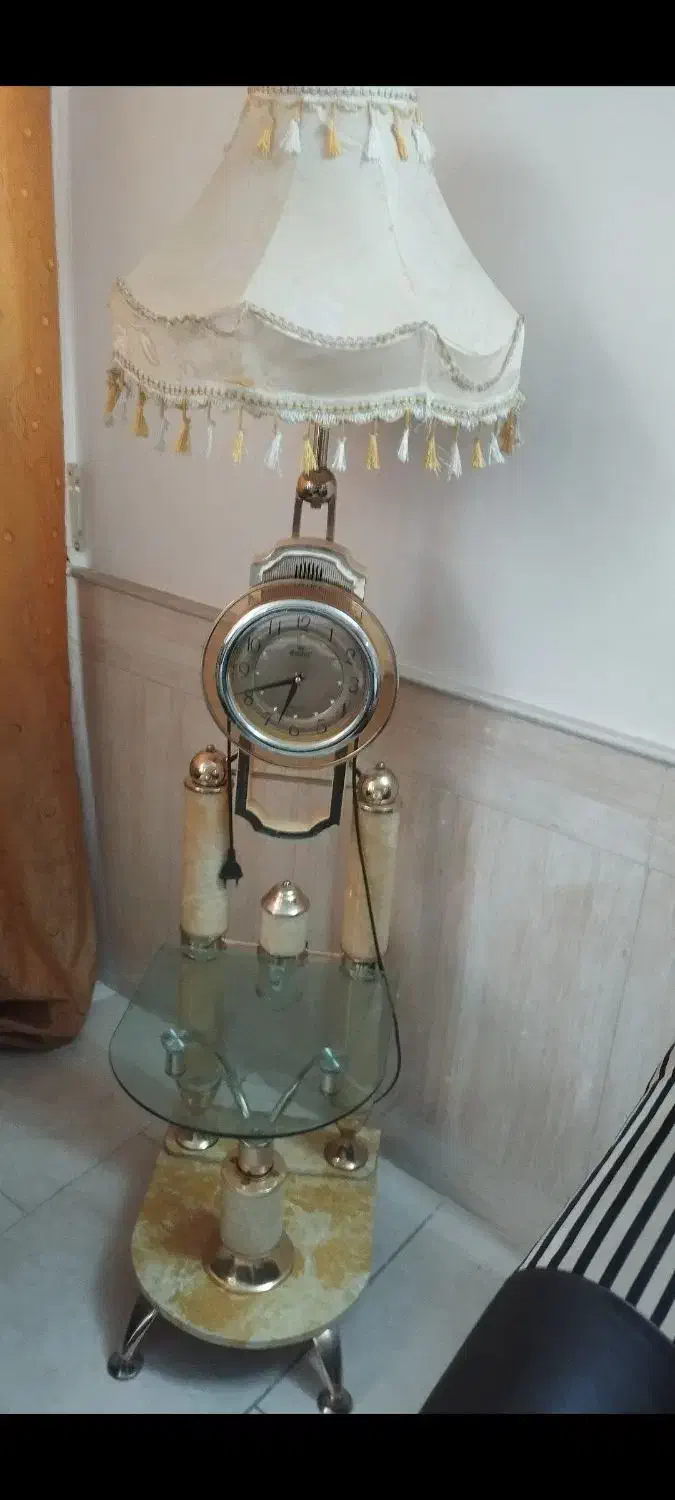 آباژور|چراغ خواب و آباژور|کاشان, پشت شهربانی|دیوار