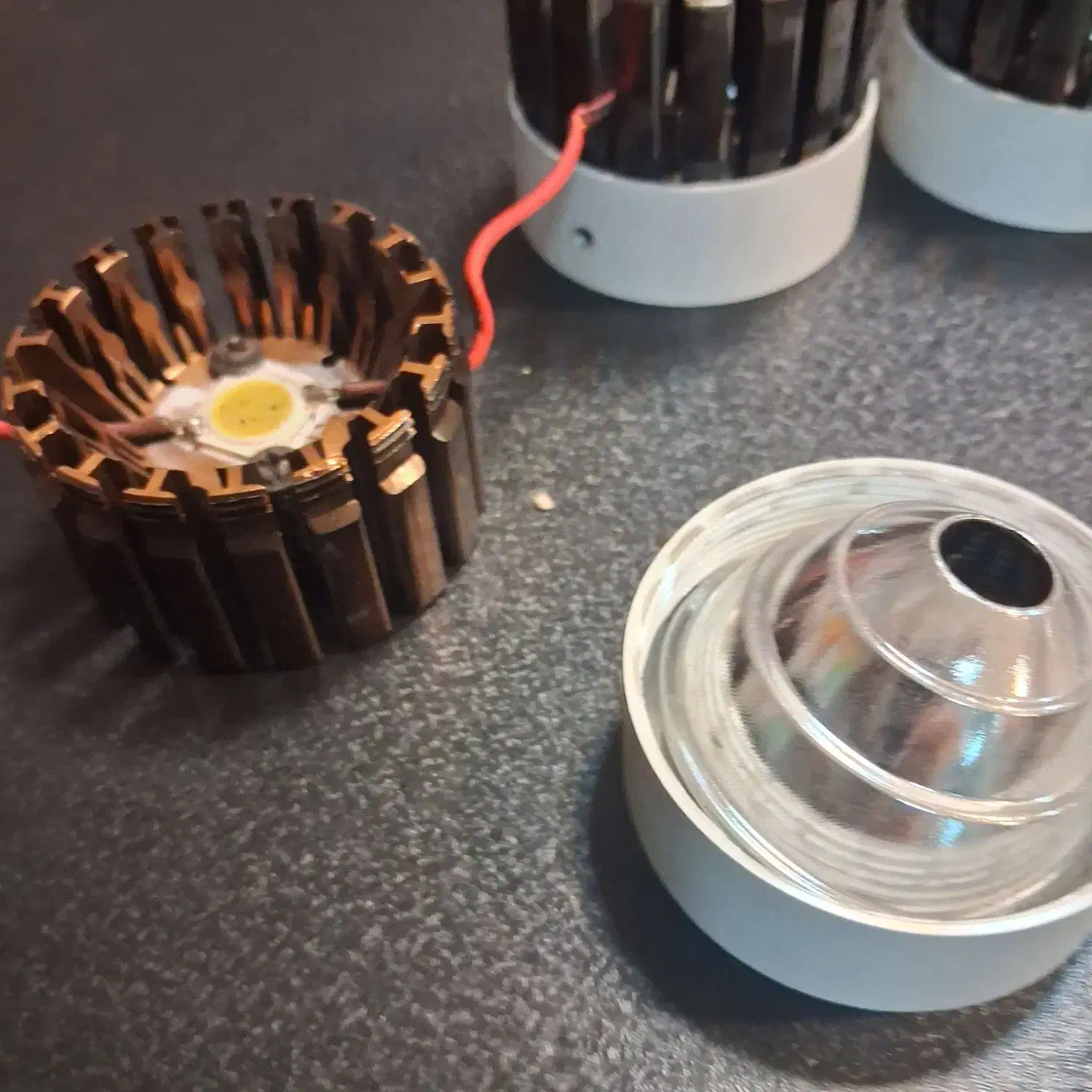 هیتسینگ و چراغ|لامپ و چراغ|مشکین‌دشت, |دیوار