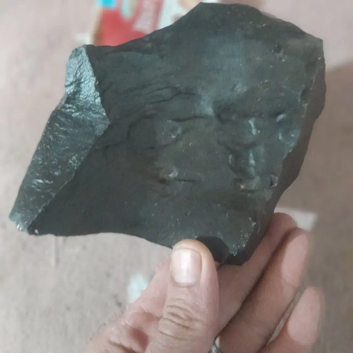 شهاب سنگ|کلکسیون اشیاء عتیقه|گنبد کاووس, |دیوار