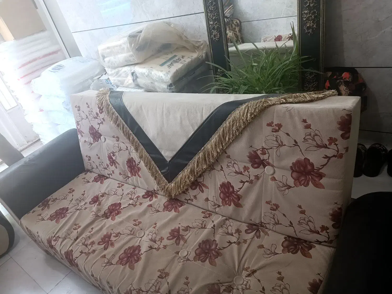 مبل نه نفره|مبلمان خانگی و میز عسلی|خوی, |دیوار