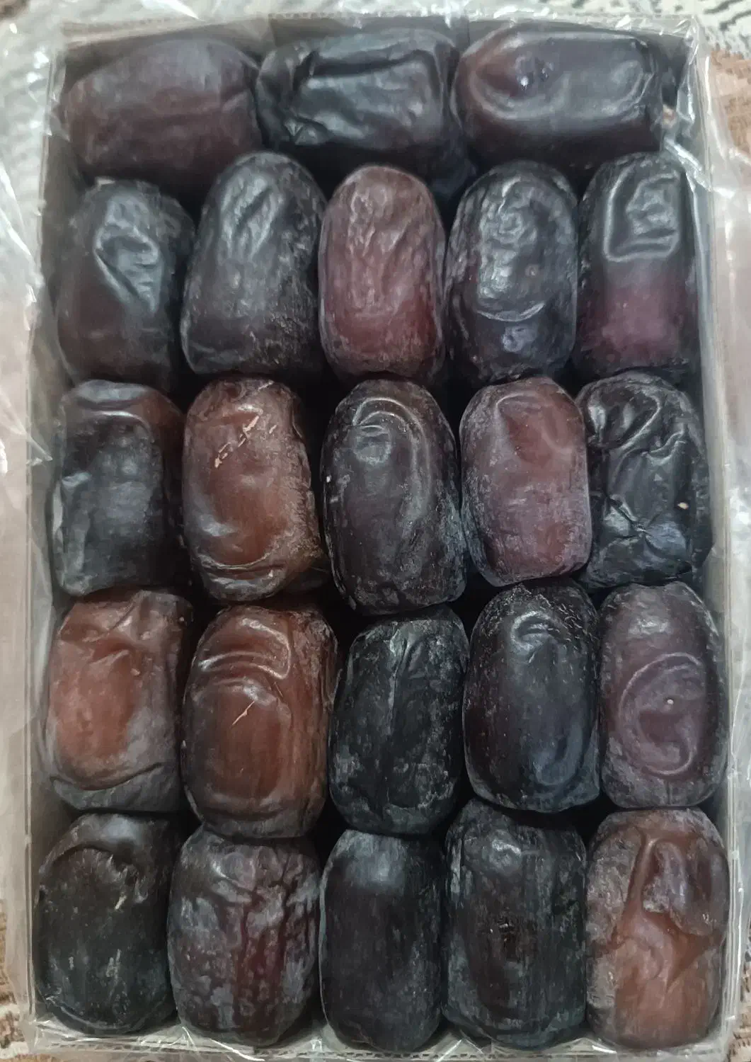 فروش خرما دوردیف سه ردیف. فله خرمای لوکس|عمده‌فروشی|مهرستان, |دیوار