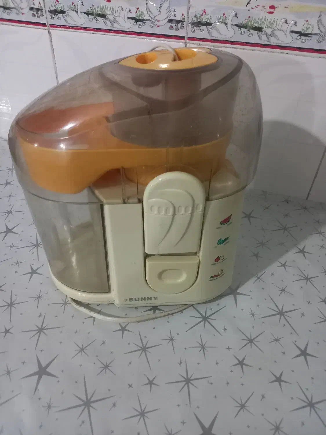 آبمیوه گیری|آبمیوه‌گیر و آب‌مرکبات‌گیر|نیشابور, مازول|دیوار