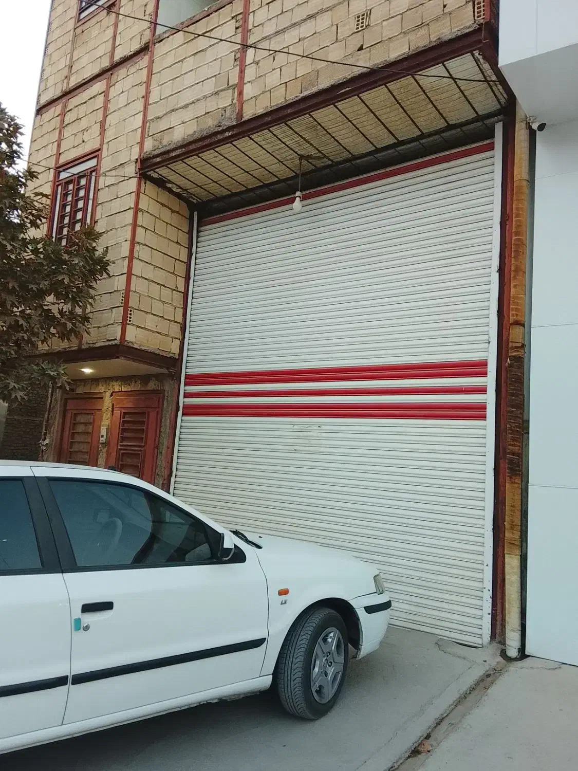 مغازه‌تجاری‌خیابان‌اصلی‌تلوری|اجارهٔ مغازه و غرفه|خرم‌آباد, |دیوار