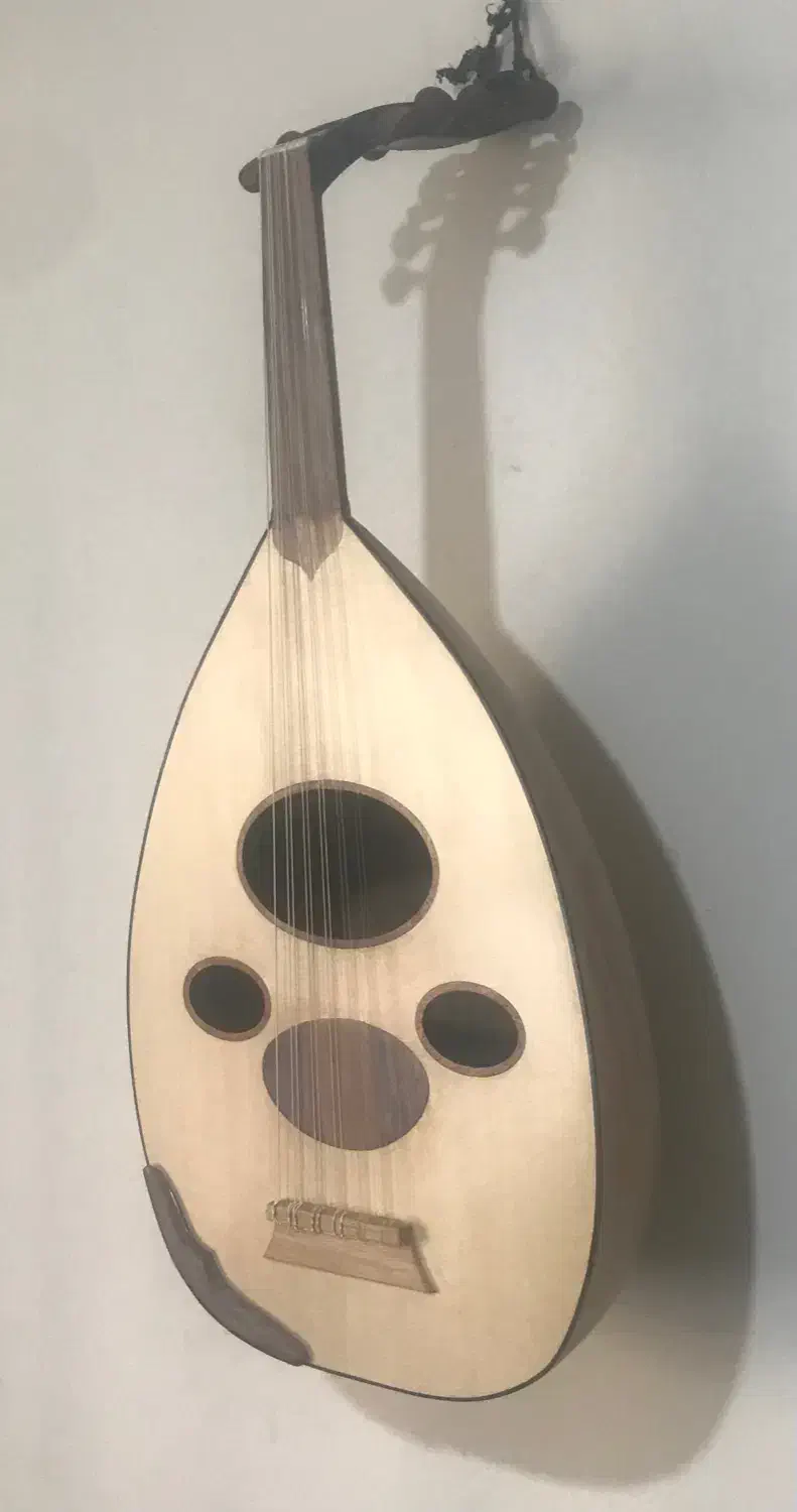 ساز سنتی (عود)و (عود لاوتا)|سازهای سنتی|گرگان, |دیوار