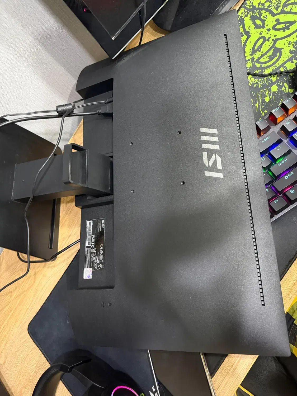 مانیتور|قطعات و لوازم جانبی رایانه|شیراز, ریشمک|دیوار