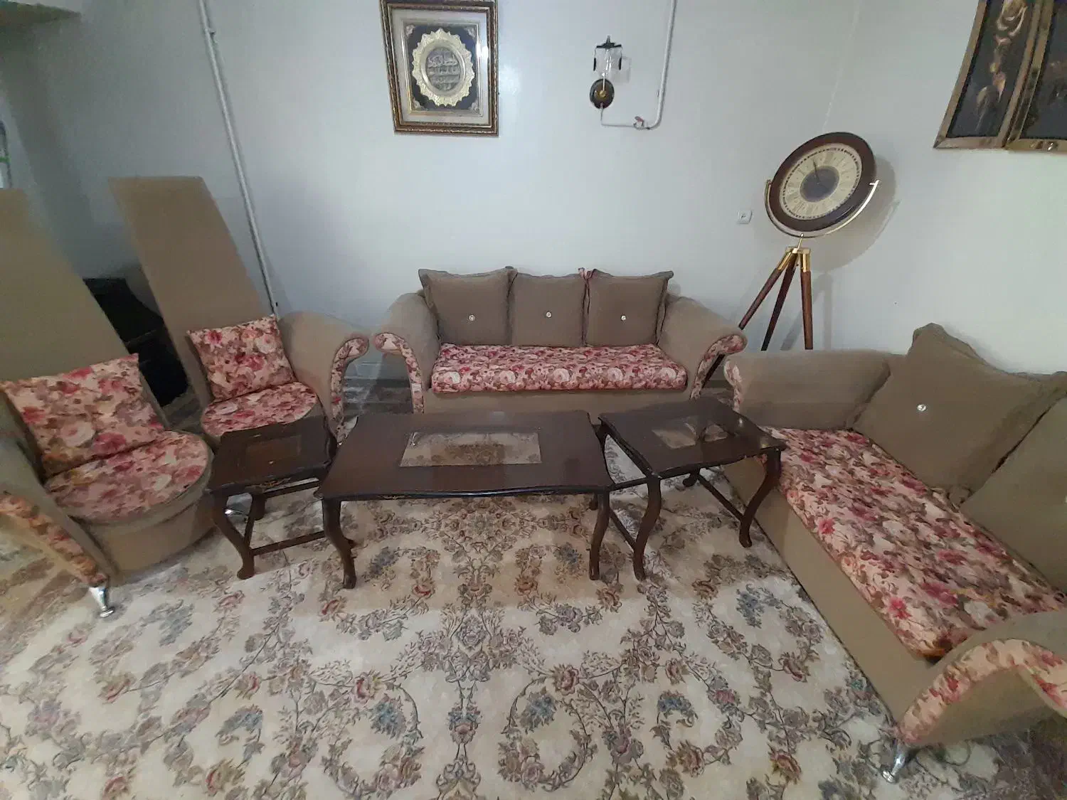 مبل ۷ نفره ، با سه عدد عسلی|مبلمان خانگی و میز عسلی|خرمآباد, |دیوار