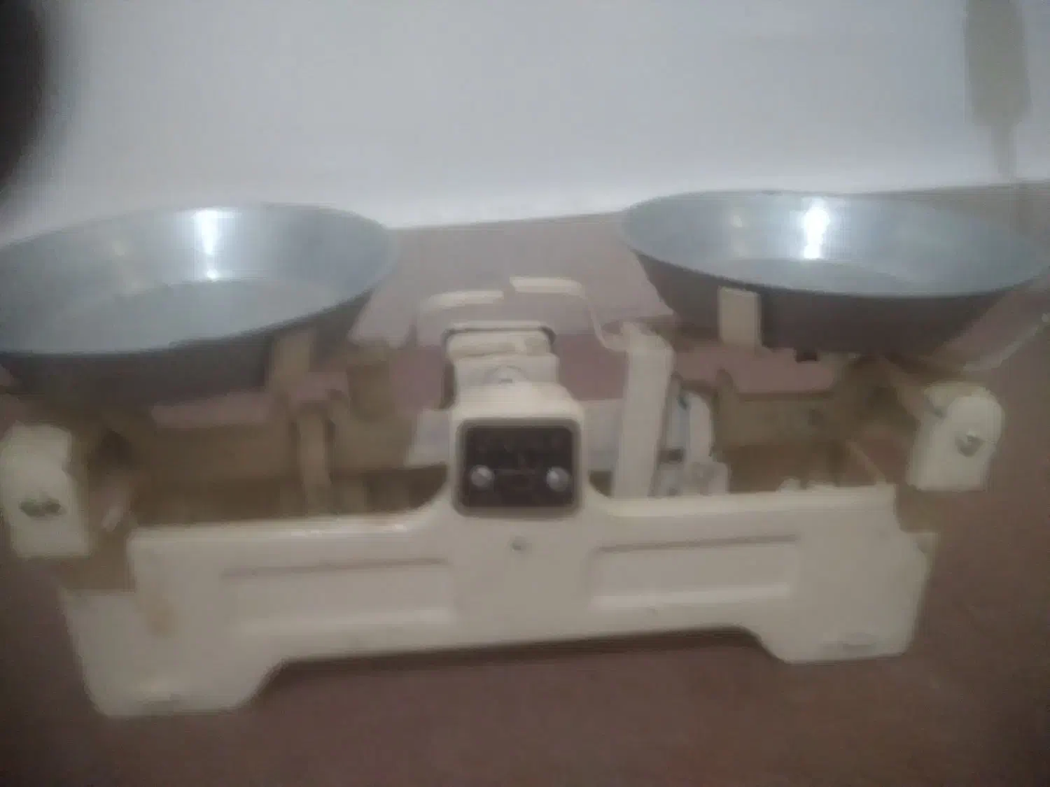 ترازوی یک کیلویی|صنایع دستی و سایر لوازم تزئینی|هشتگرد, فاز ۷ مهستان|دیوار