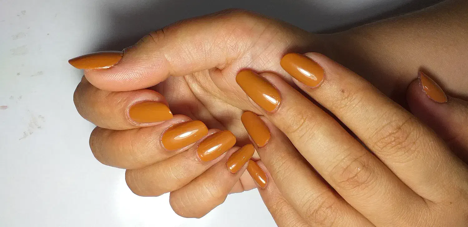 کاشت ناخن ۲۰۰|خدمات آرایشگری و زیبایی|سنندج, |دیوار