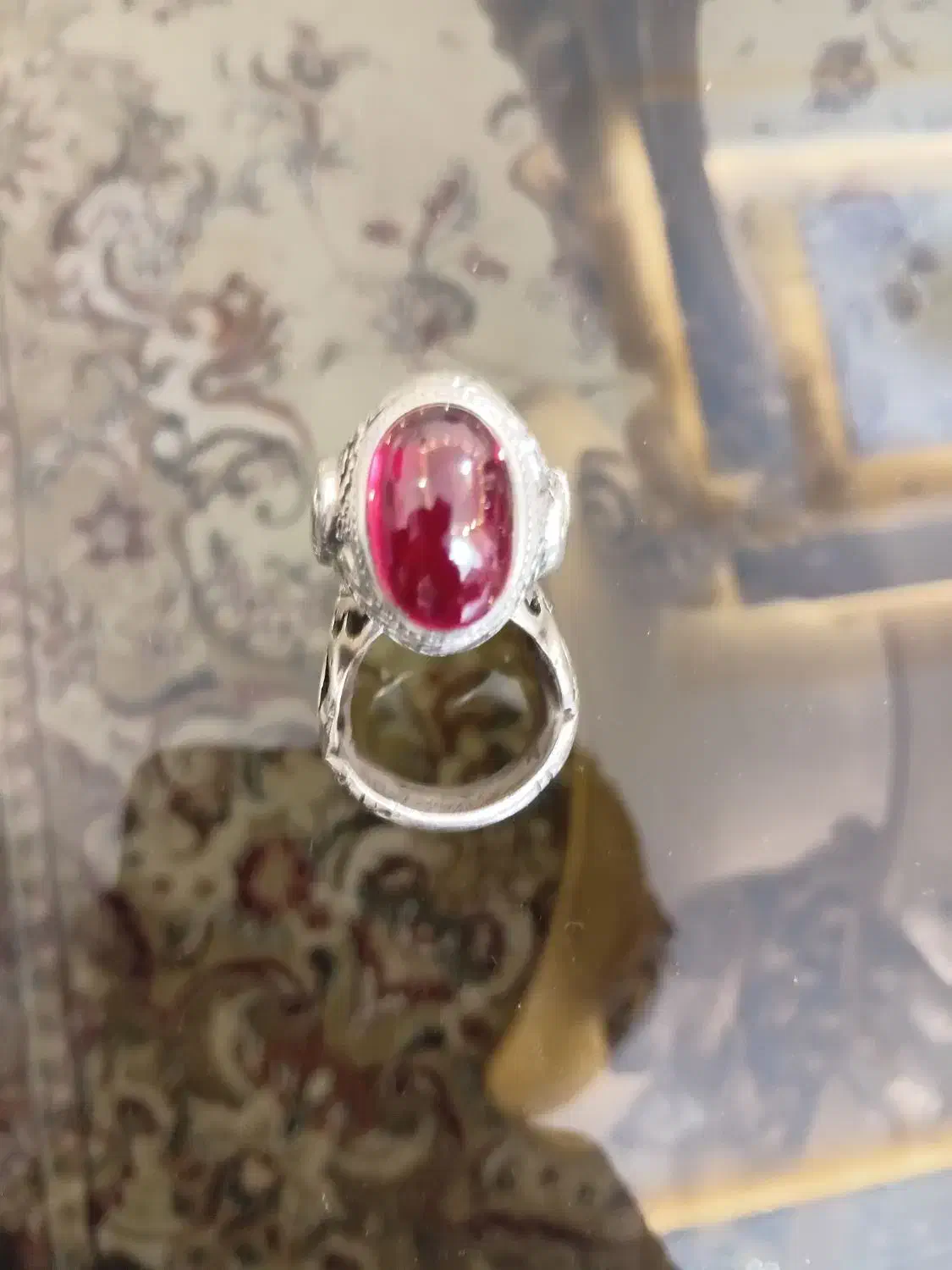 انگشتریاقوت|جواهرات|تربت‌حیدریه, پیشکوه|دیوار