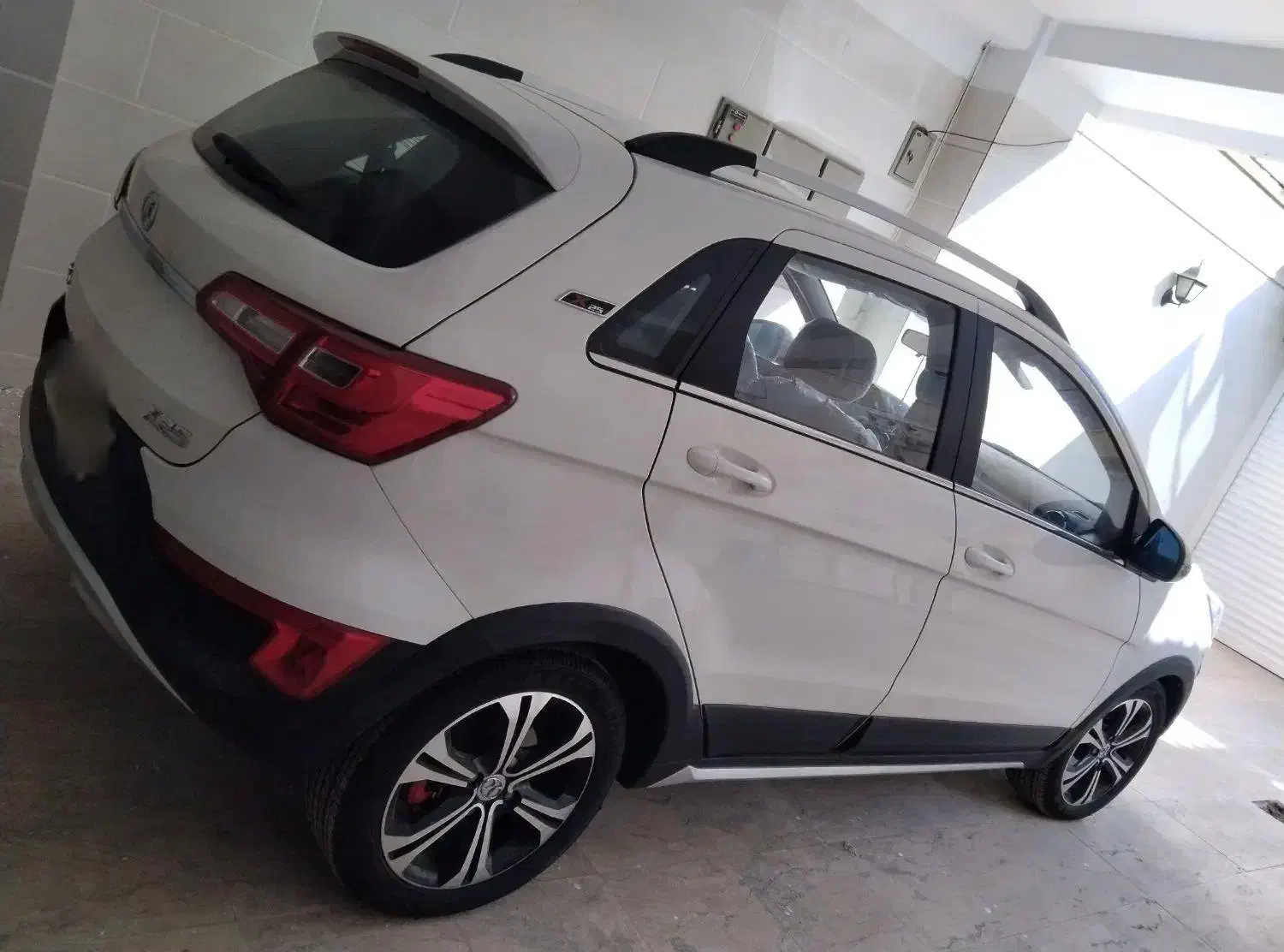 سواری بایک x25|خودرو سواری و وانت|قم, هفت تیر|دیوار