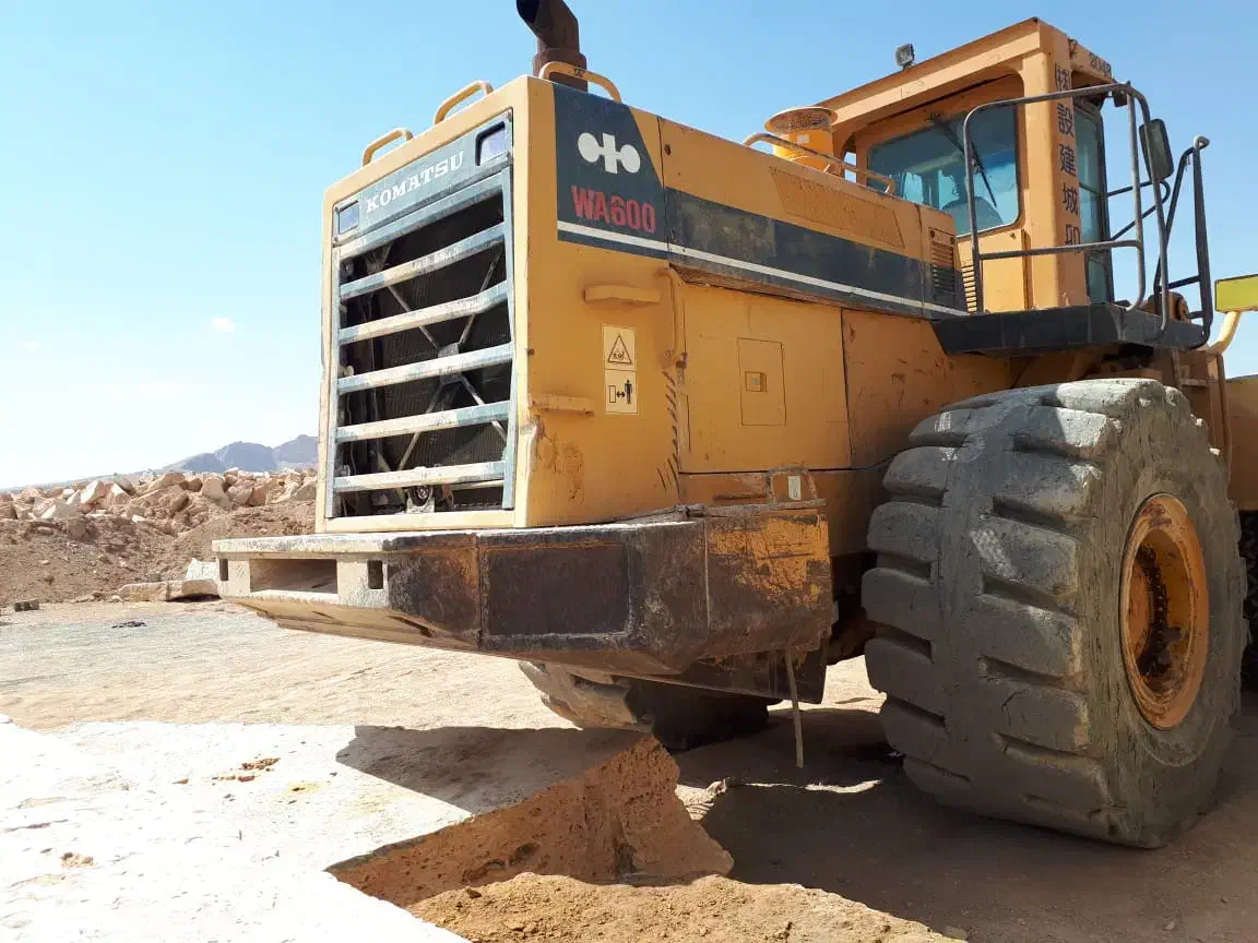 لودر۶۰۰|خودرو سنگین|اصفهان, محمودآباد|دیوار