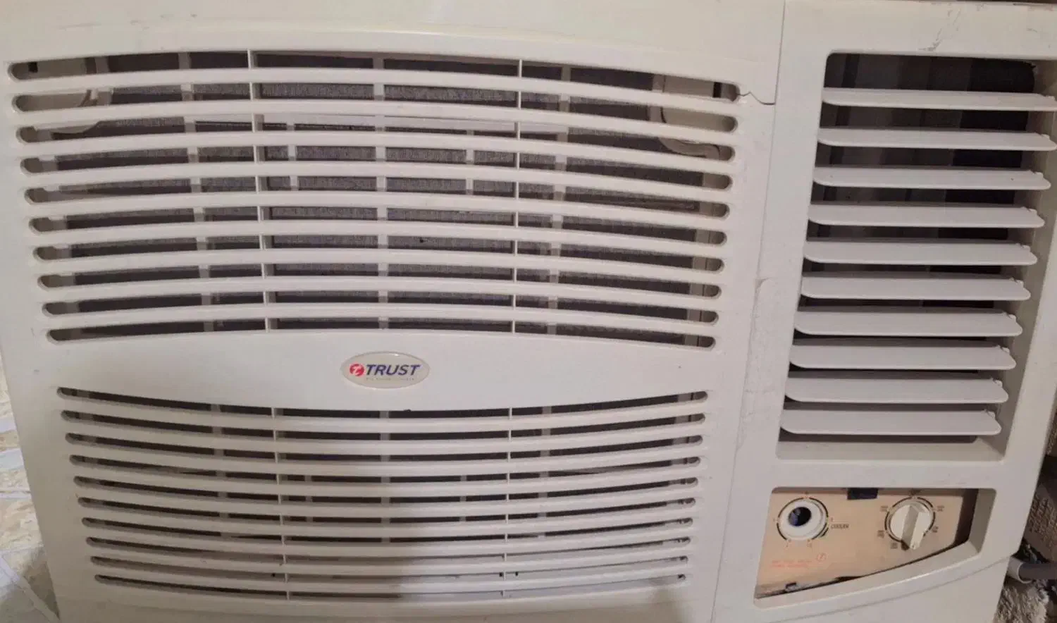 کولرگازی|کولر گازی و فن‌کوئل|دهلران, |دیوار