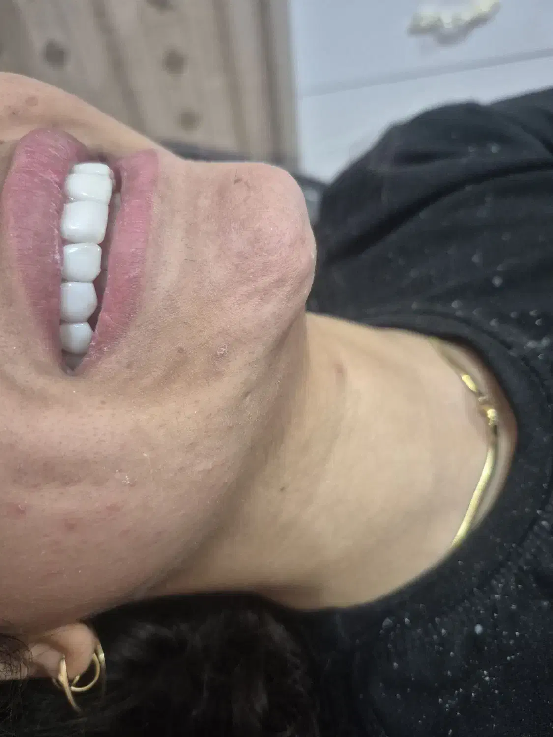 kampozit|خدمات آرایشگری و زیبایی|فولادشهر, C5|دیوار