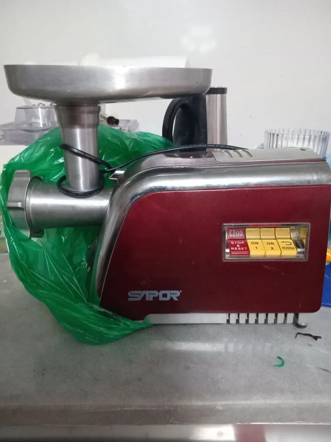 چرخ گوشت|سایر لوازم برقی|لاهیجان, بازکیاگوراب|دیوار