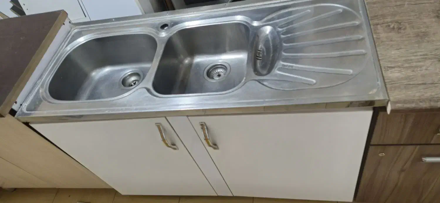 کابینت فلزی دست دوم|مصالح و تجهیزات ساختمان|ری, دیلمان|دیوار