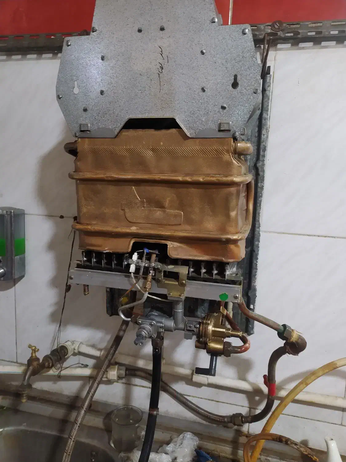 آبگرمکن دیواری بوتان|آبگرمکن، پکیج، شوفاژ|پاکدشت, پاکدشت (مامازند)|دیوار