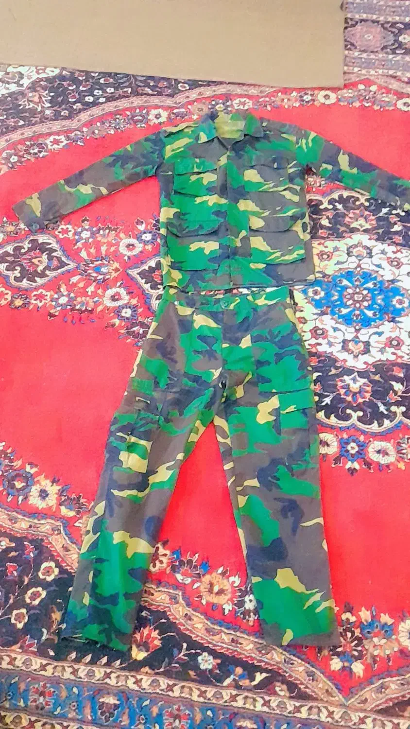 لباس نظامی|لباس|خمک, |دیوار