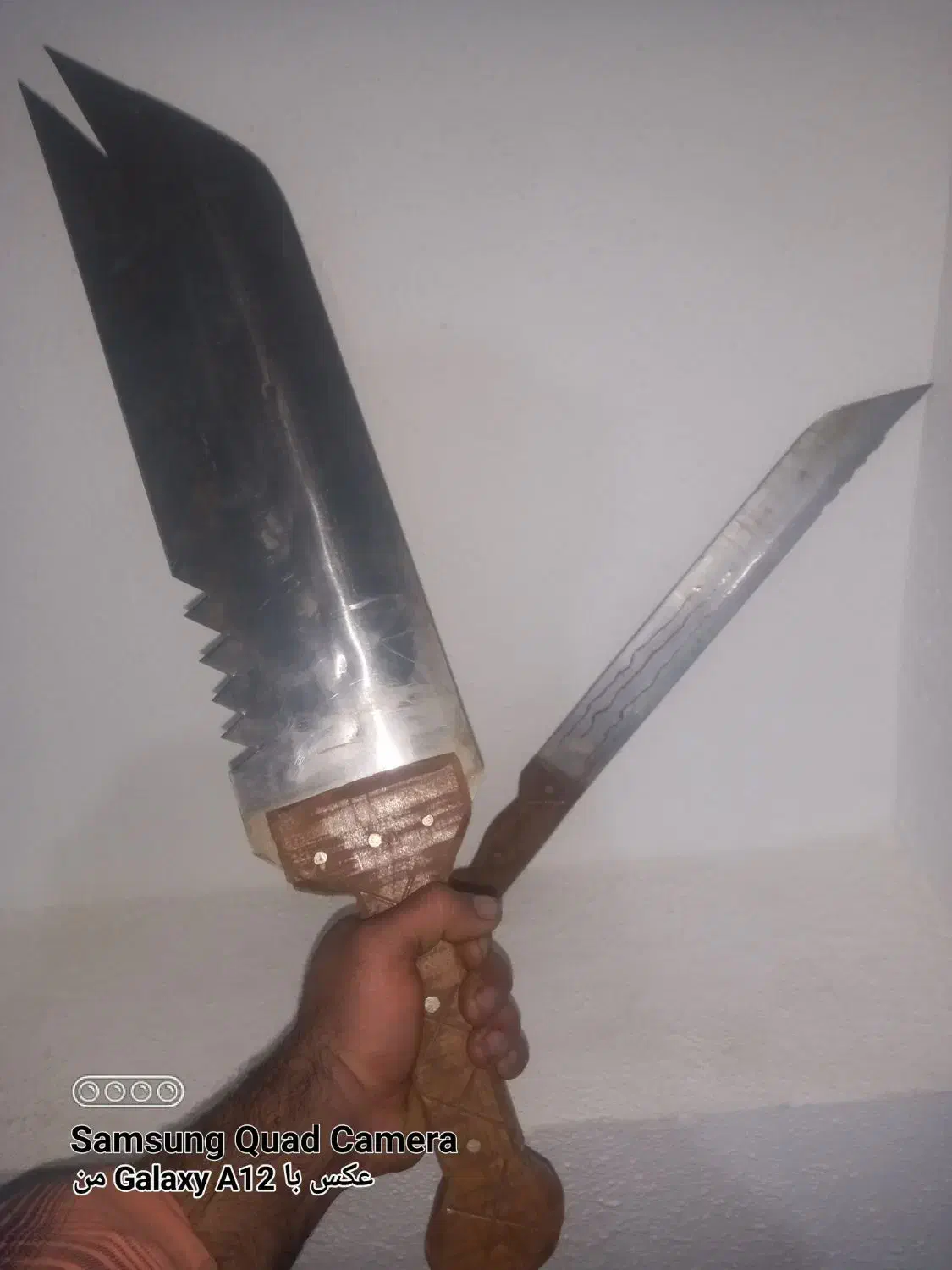 شمشیر های دست ساز|کلکسیون اشیاء عتیقه|خمینیشهر, |دیوار