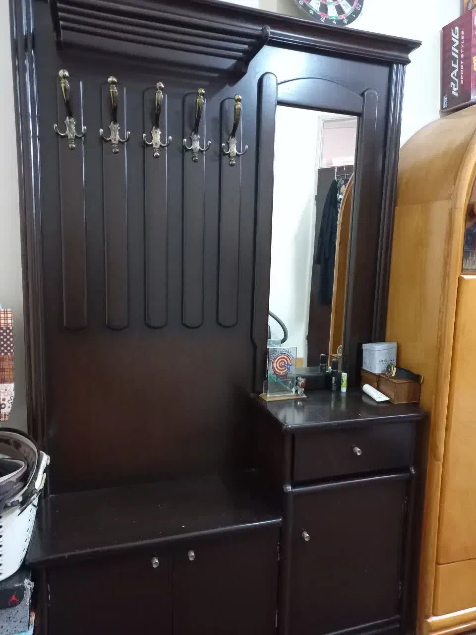 چوب لباس وکمد لباس|جاکفشی، کمد، دراور|ورامین, ورامین|دیوار