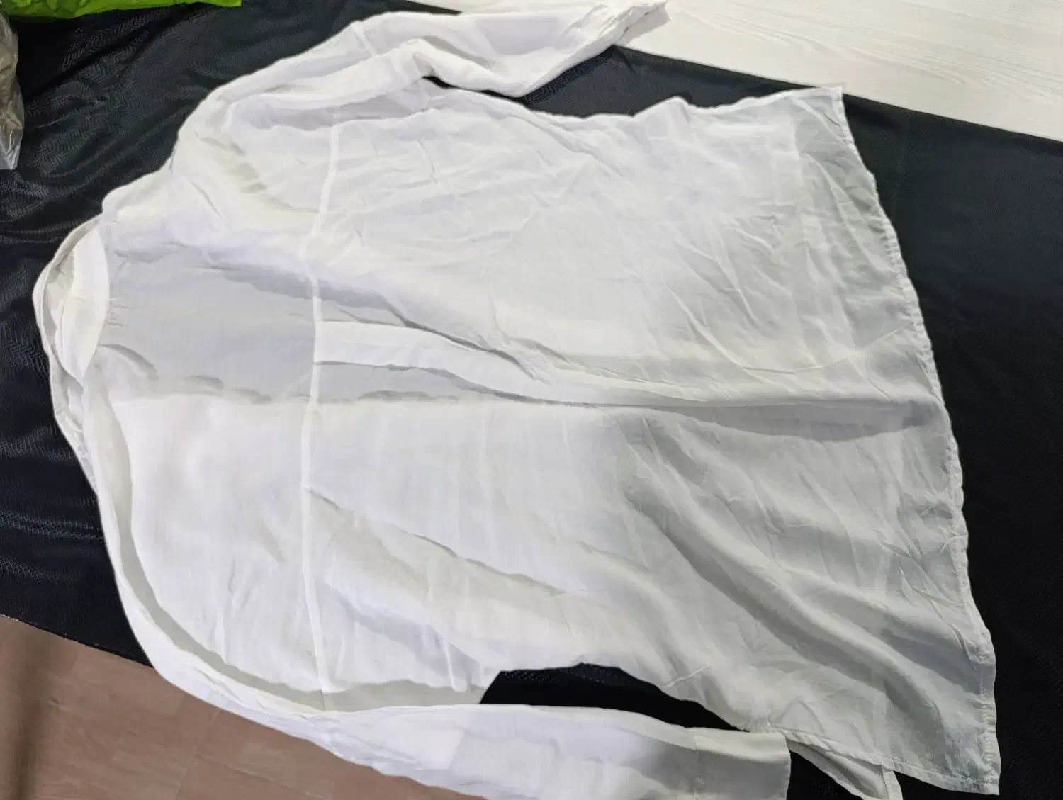 شومیز  سفید|لباس|کلاله, |دیوار