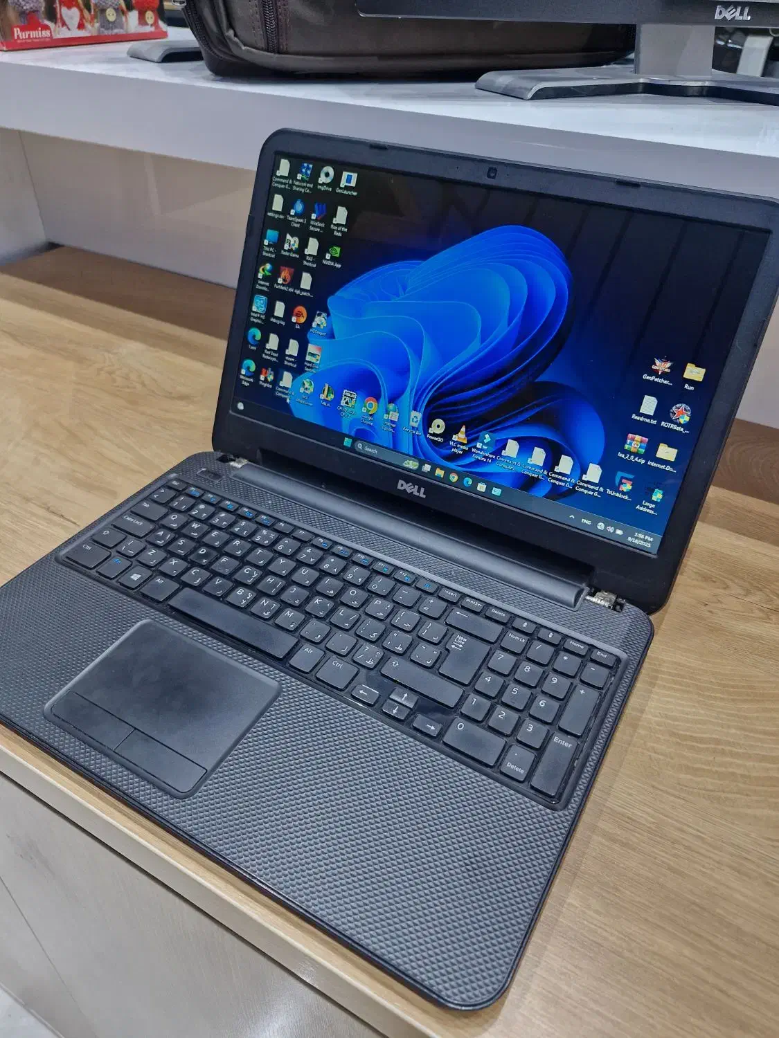 لپ تاپ دل با cpu i5 و دو گیگ گرافیک مجزا|رایانه همراه|بجنورد, |دیوار