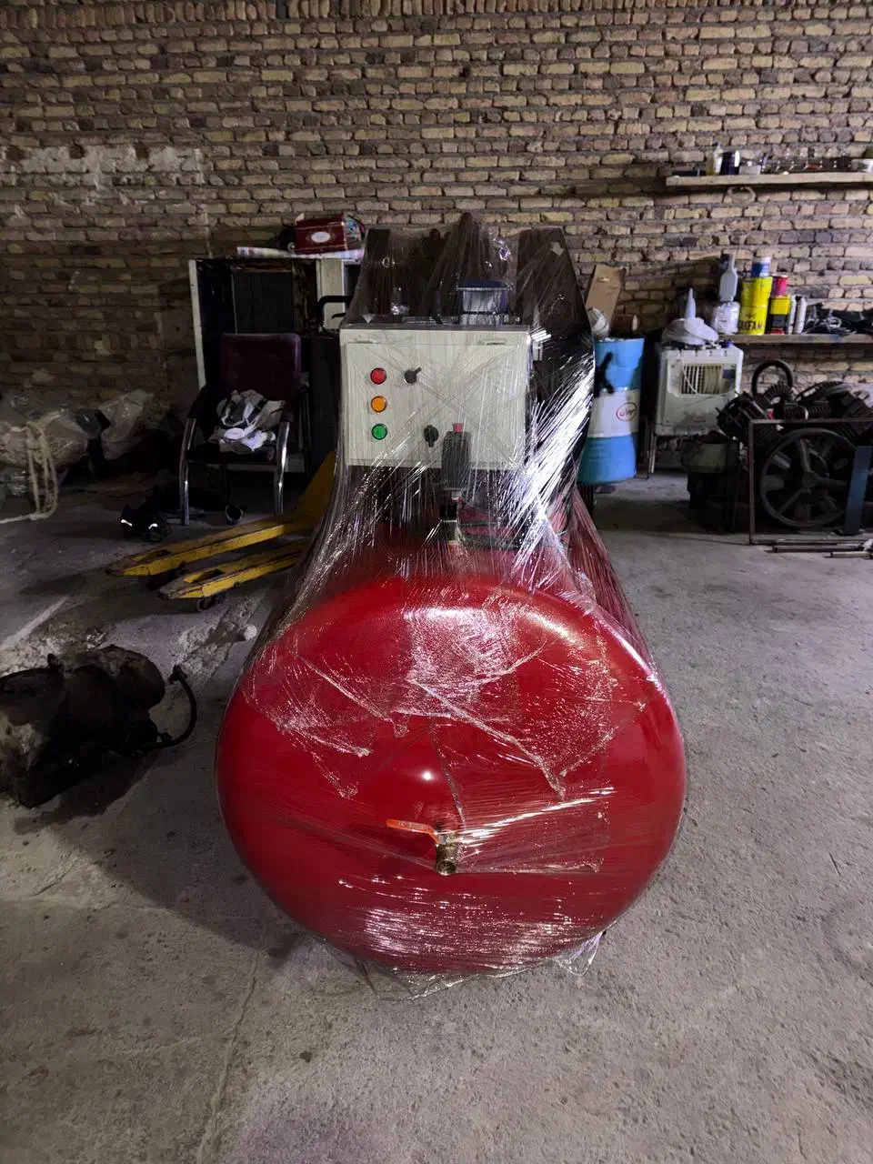 پمپ باد ۱۰۰۰لیتری کمپرسور هزار لیتری|ابزارآلات|تبریز, |دیوار