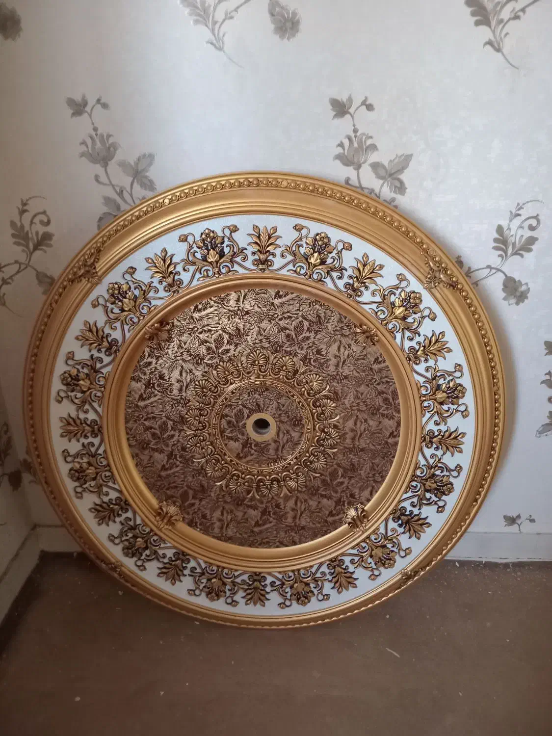 فروش فوری گل سقفی|لوستر و چراغ آویز|کرج, مهرویلا شمالی|دیوار