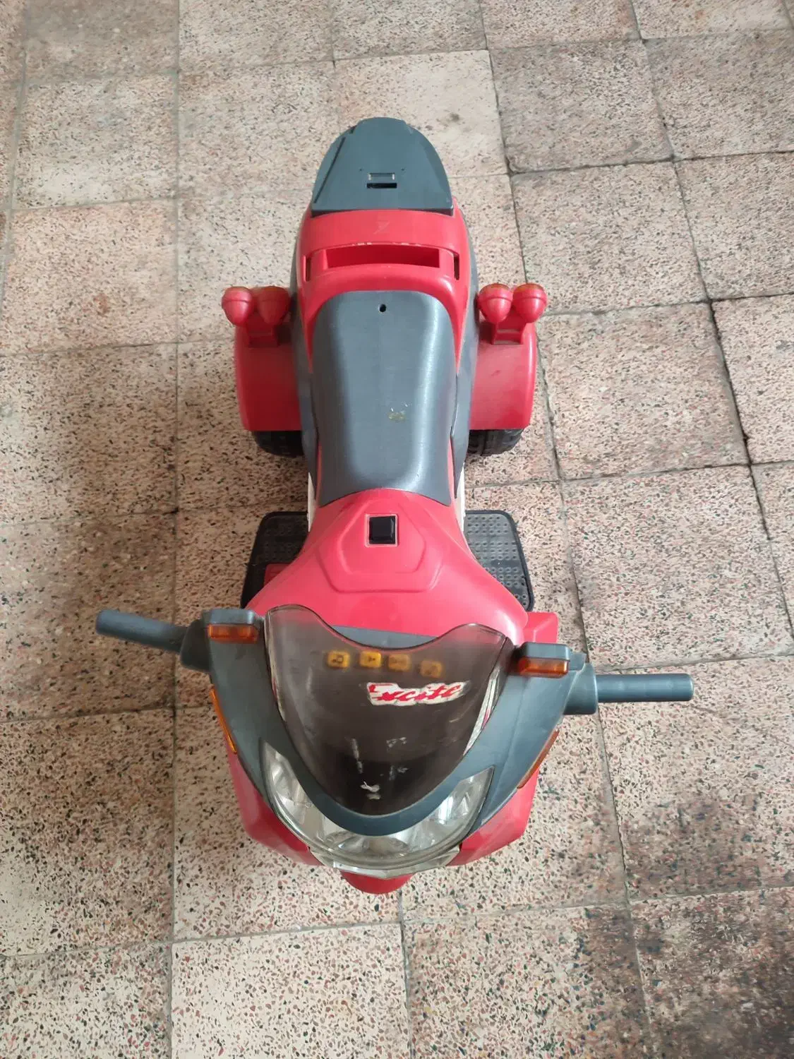 موتور شارژی کارکرده|اسباب‌بازی بچه|ورامین, خیر آباد|دیوار