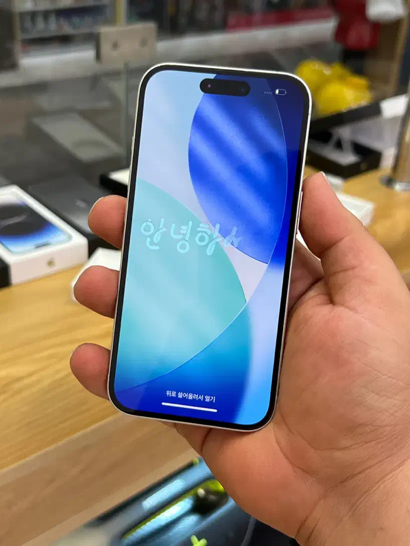 iPhone 16 normal|موبایل|شیراز, وصال|دیوار