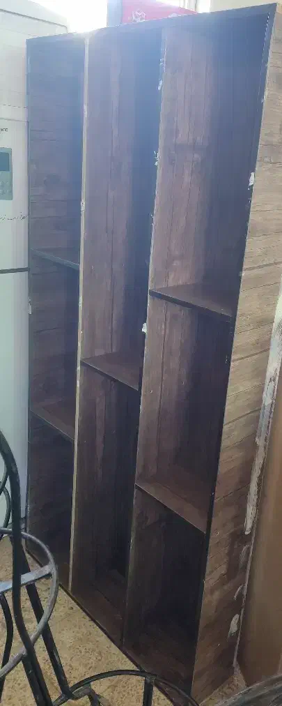 قفسه. دکور.|کتابخانه، شلف، قفسههای دیواری|مسجد سلیمان, |دیوار