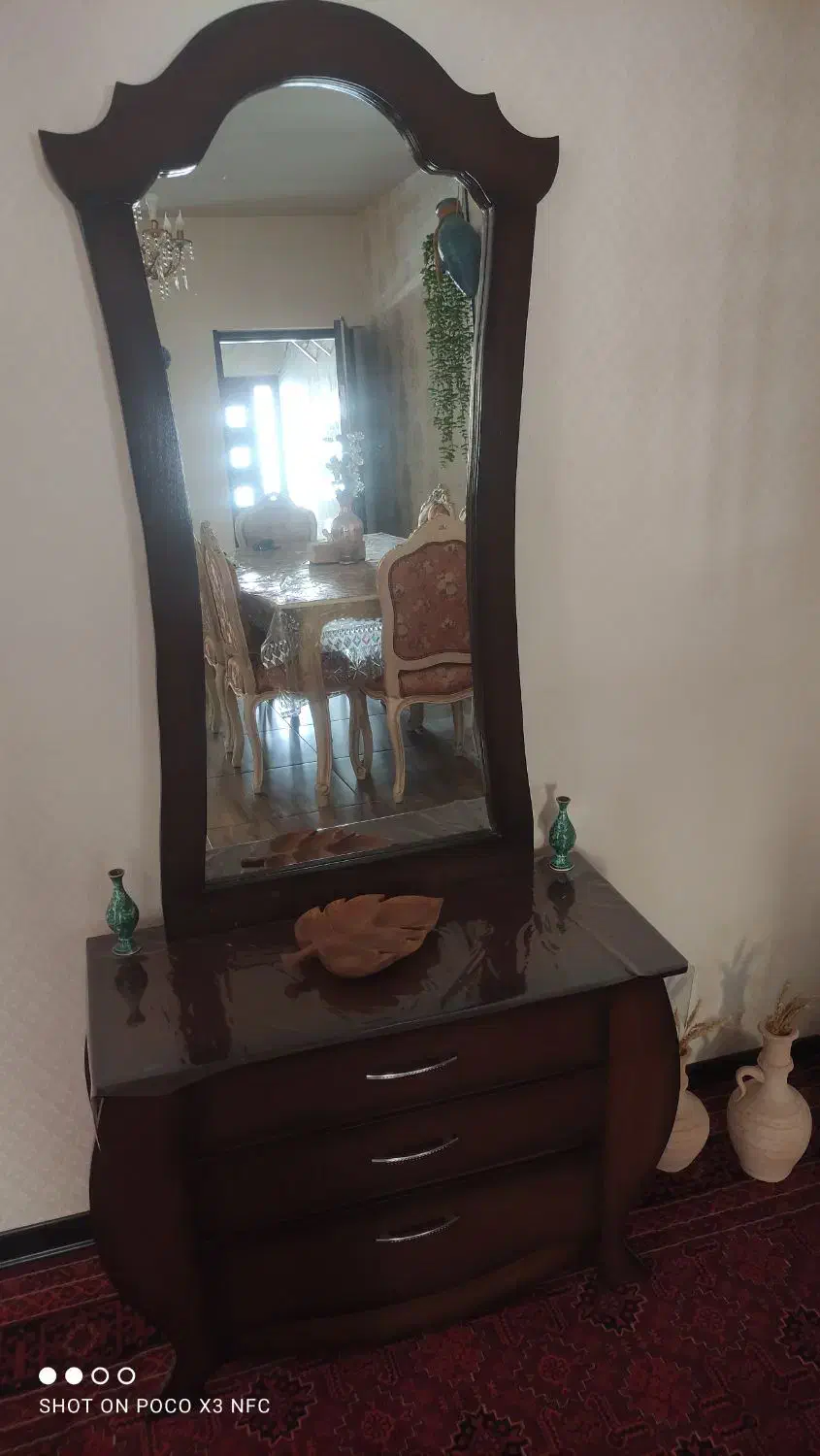 آیینه و میز|بوفه، ویترین، کنسول|فردیس, فردیس|دیوار