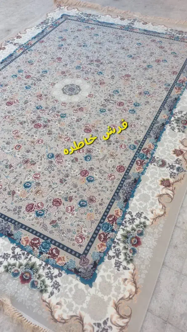 فرش ۷۰۰ شانه تراکم ۲۵۵۰ خاطره|فرش|بندرعباس, |دیوار