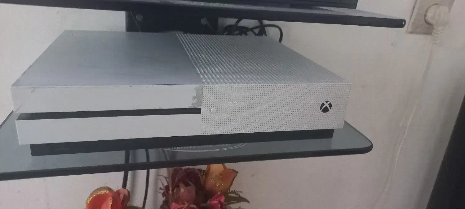 x box one s 1TB|کنسول، بازی ویدئویی و آنلاین|مشهد, کوی سیدی|دیوار