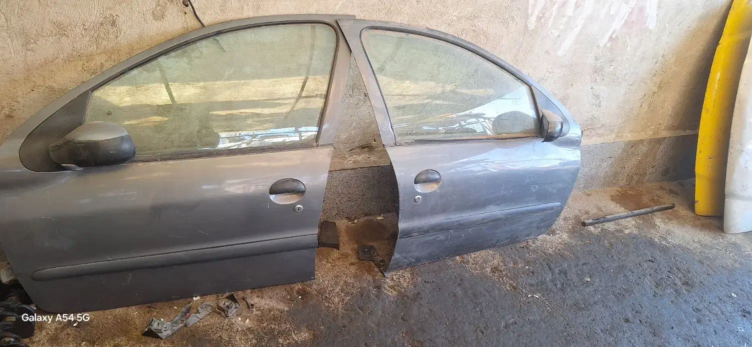 درب جلو عقب ۲۰۶|قطعات یدکی و لوازم جانبی|بهارستان, |دیوار