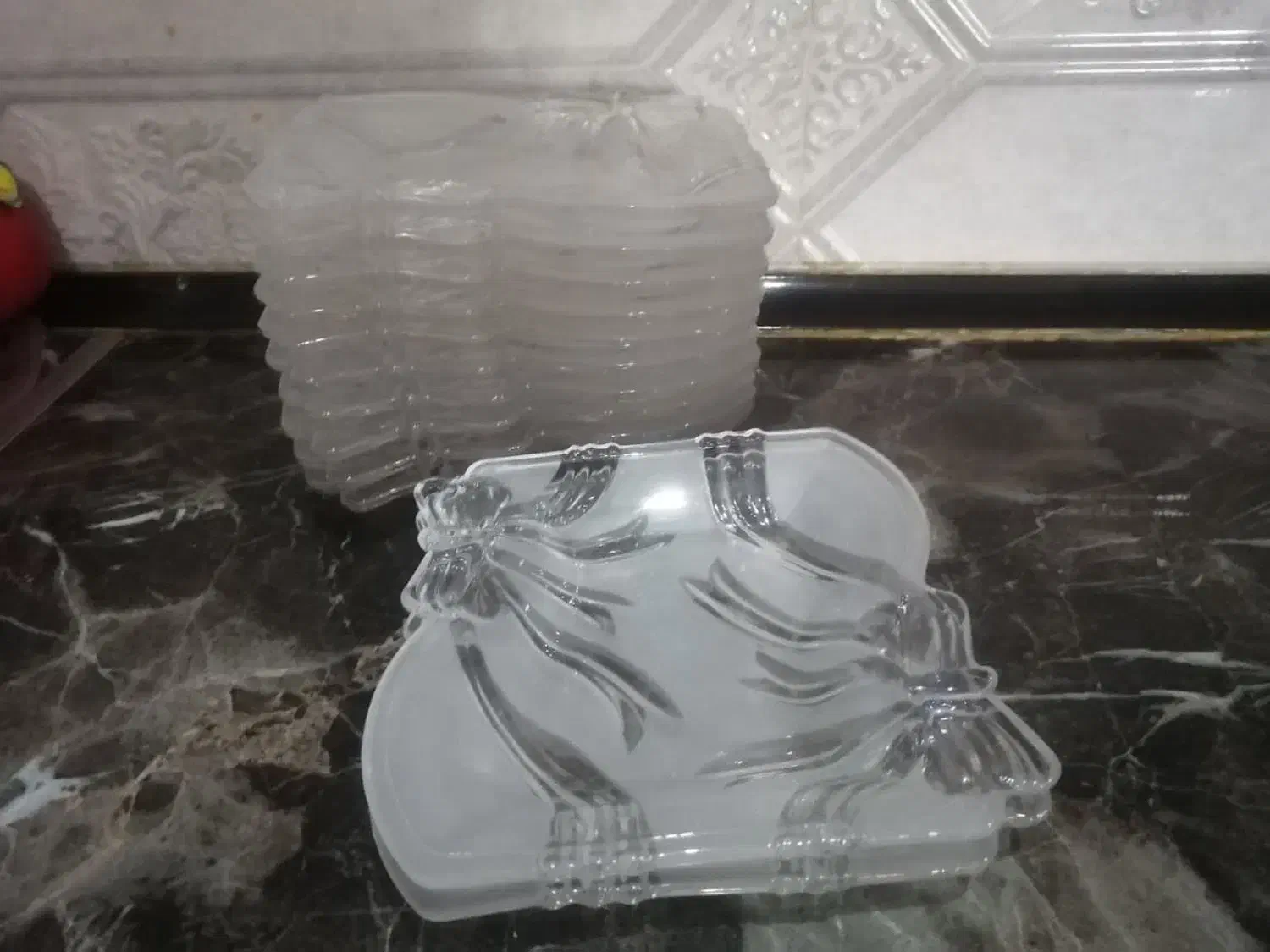 تعدادی ظروف آشپزخانه به فروش می رسد|ظروف سرو و پذیرایی|کرج, کوی کارمندان جنوبی|دیوار