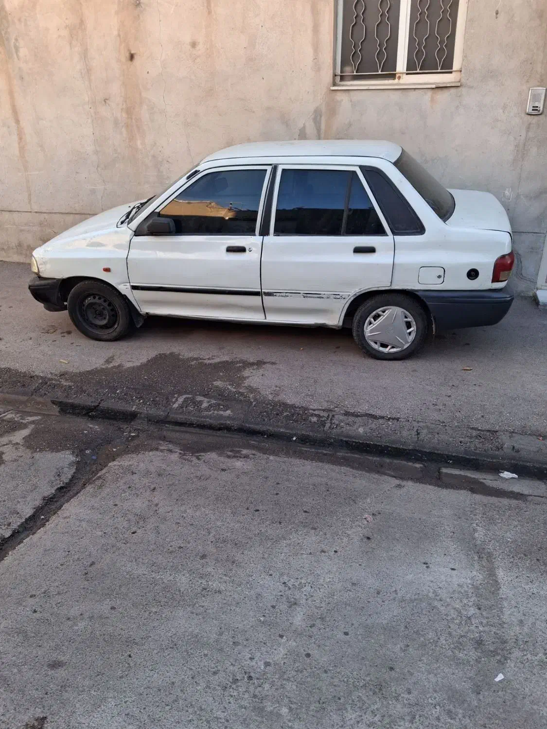 پراید مدل۸۳ بیمه ۱۱ ماه  موتور سالم|خودرو سواری و وانت|اقبالیه, |دیوار