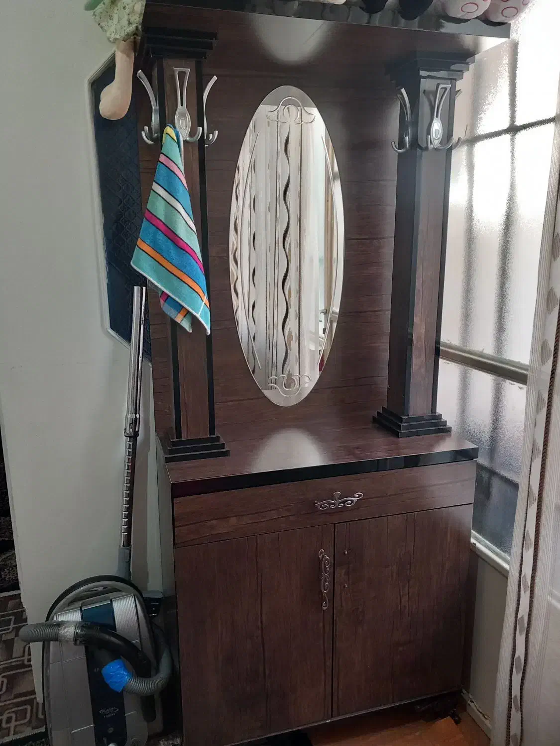 جاکفشی|جاکفشی، کمد، دراور|اسلام‌شهر, شهرک امام حسین (میان آباد)|دیوار