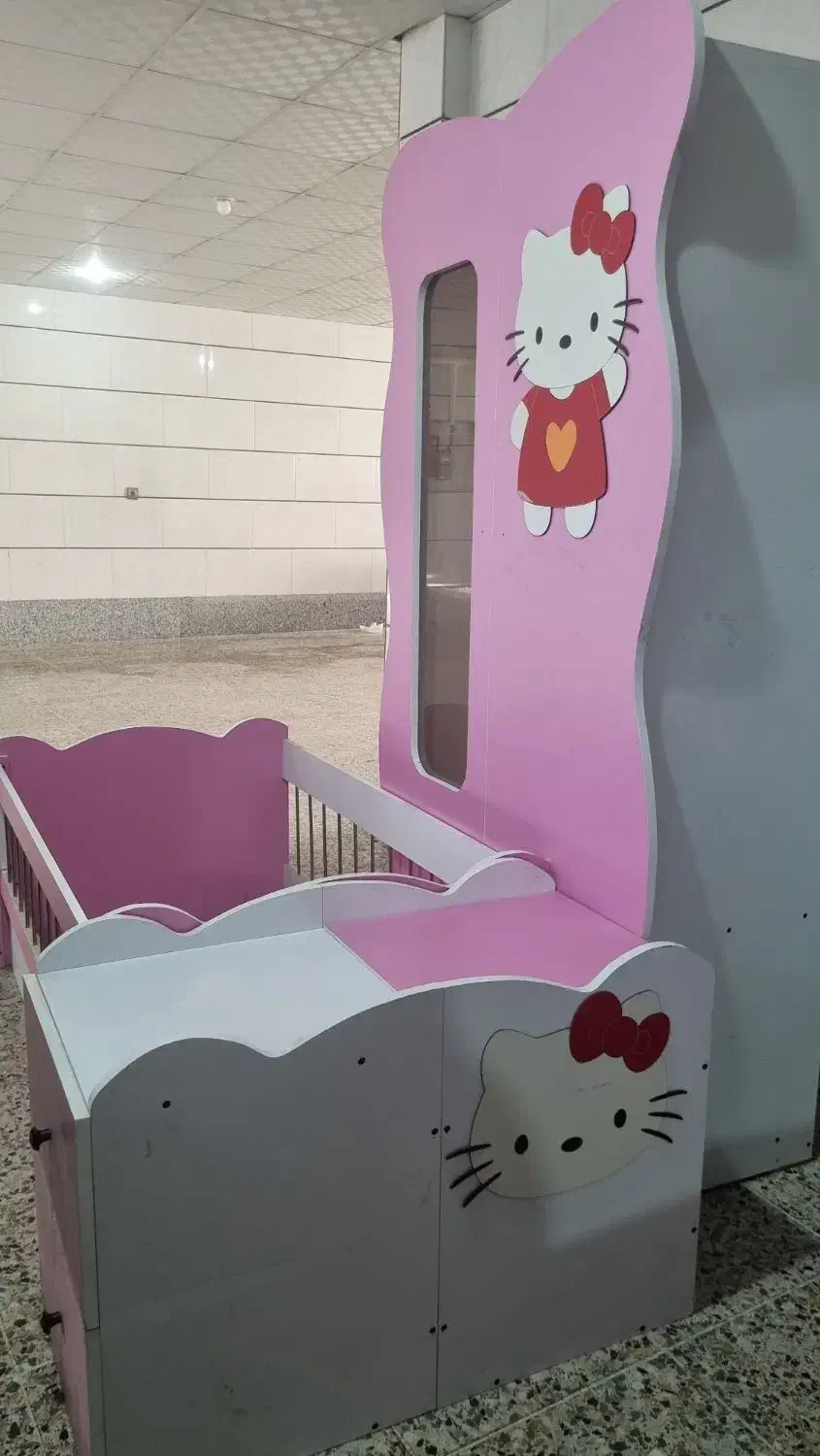 تخت و کمد کودک و نو جوان|تخت و سرویس خواب|شیراز, انجیر|دیوار