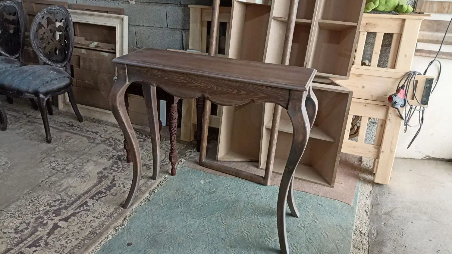 کارگر ساده و فنی کار در کارگاه نقاشی چوب|استخدام صنعتی، فنی، مهندسی|تنکابن, |دیوار