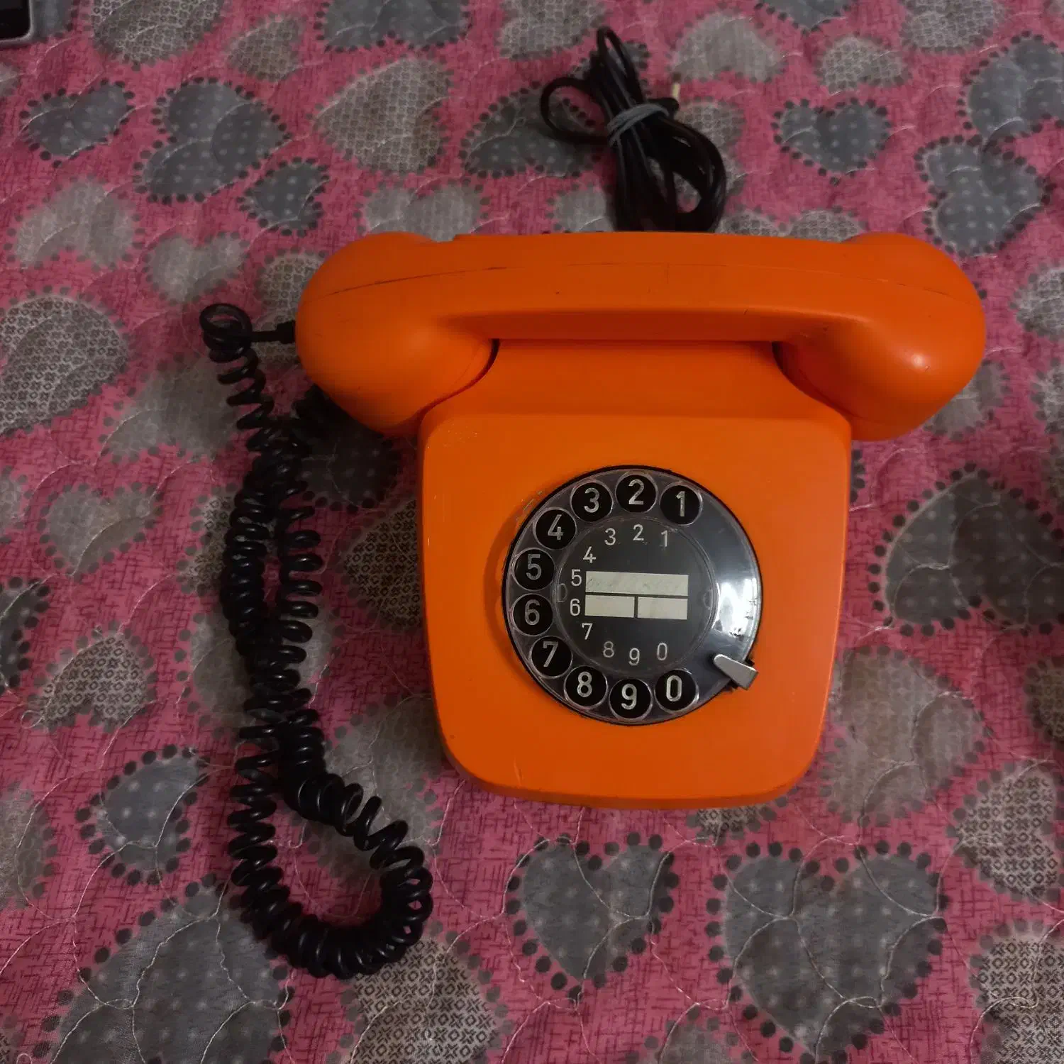 تلفن قدیمی|تلفن رومیزی|اصفهان, ستار|دیوار