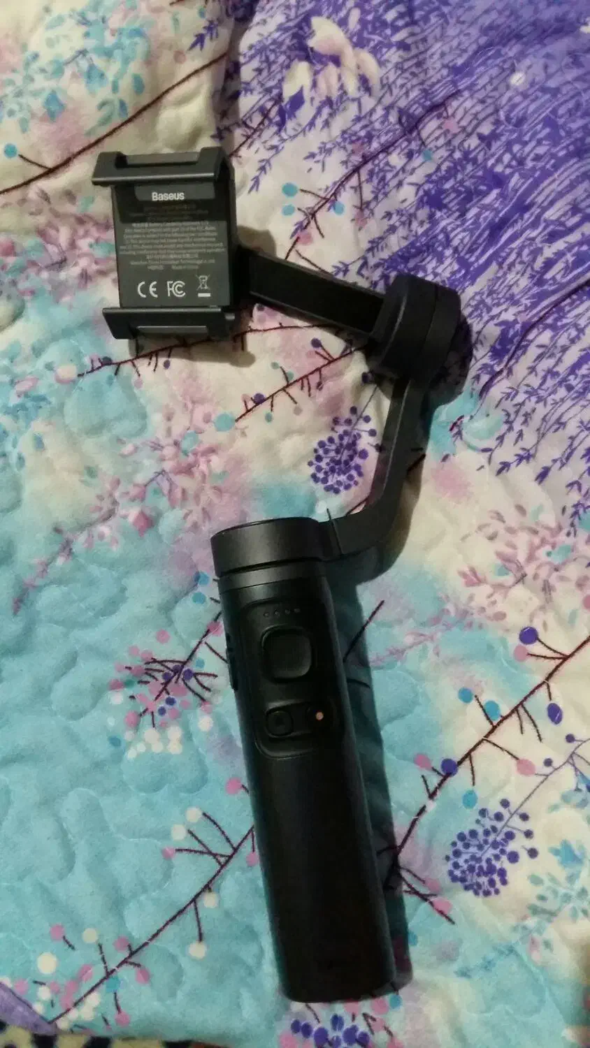 گیمبال پایه لرزشگیرموبایل BaseUs|دوربین عکاسی و فیلم‌برداری|بندرعباس, |دیوار