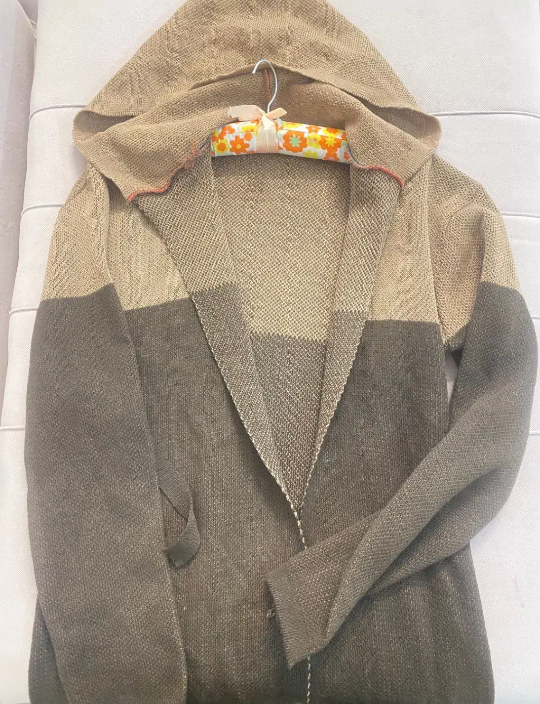 مانتو بافت کلاهدار|لباس|یزد, |دیوار