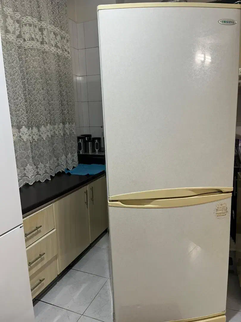 یخچال دو در مدل toshiva کره ای|یخچال و فریزر|تهران, بهداشت|دیوار