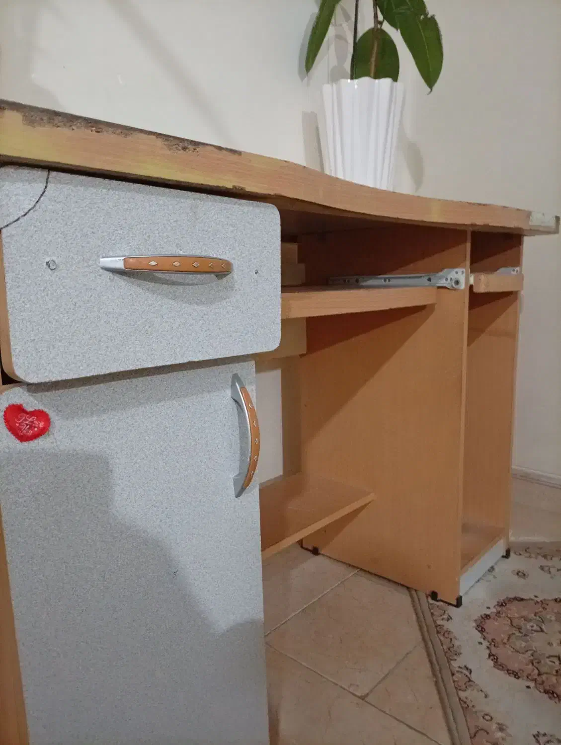 میز کامپیوتر|میز تحریر و کامپیوتر|اراک, |دیوار