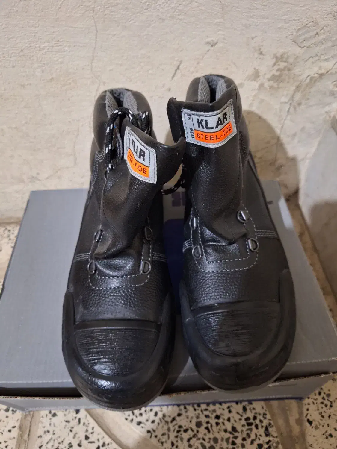 ۳ جفت پوتین نو|کیف، کفش، کمربند|سنقر, |دیوار