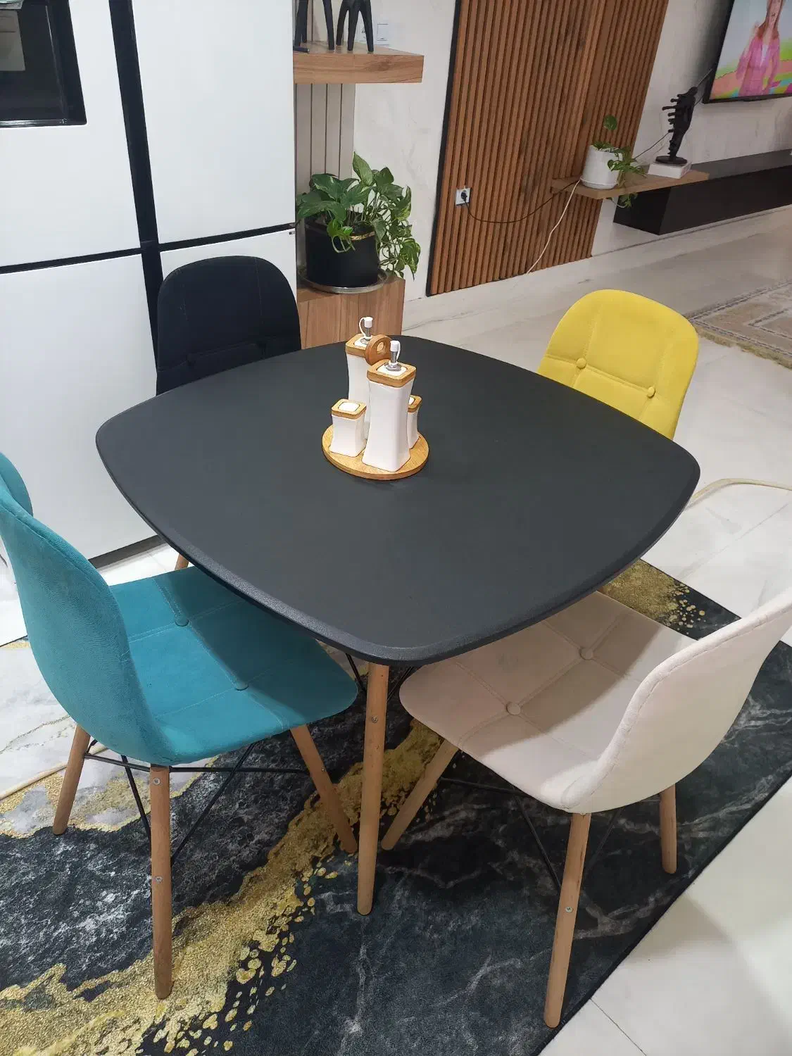 میزنهارخوری ۴نفره|میز و صندلی غذاخوری|دوگنبدان, |دیوار